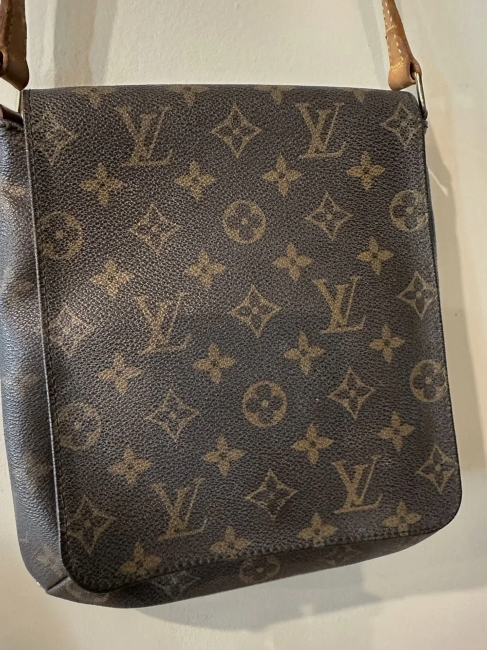 Vintage Authentic Louis Vuitton Crossbody Bag - Dark Brown & Tan - Picture 2 of 7